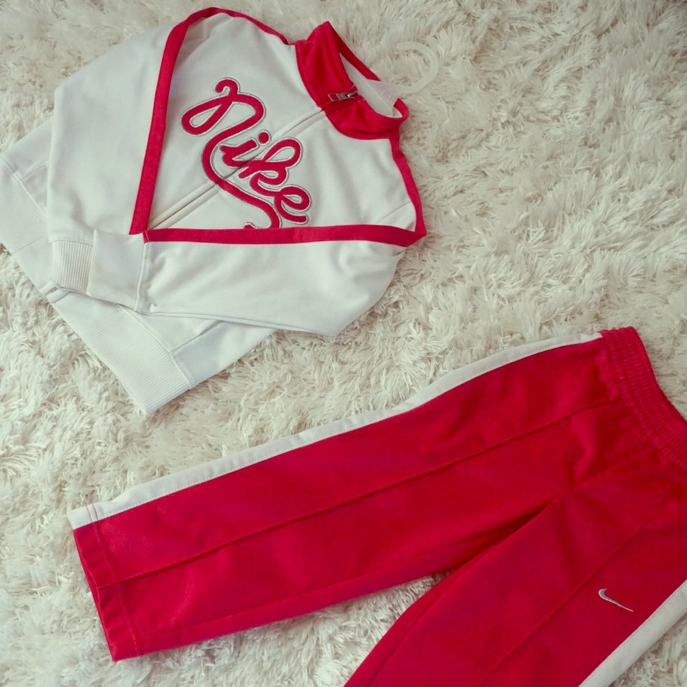 Beautiful Nike Sweatsuit